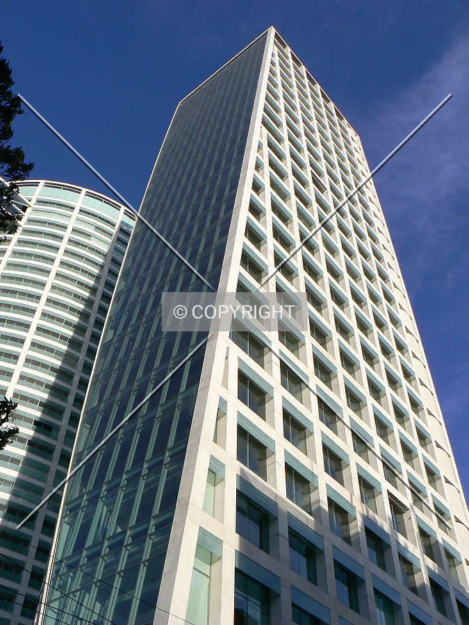 Reforma 222 Torre I by Luis Ibáñez