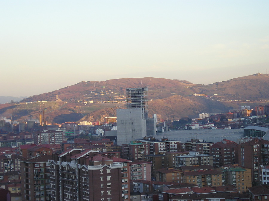 Torre BEC by Mikel Allende