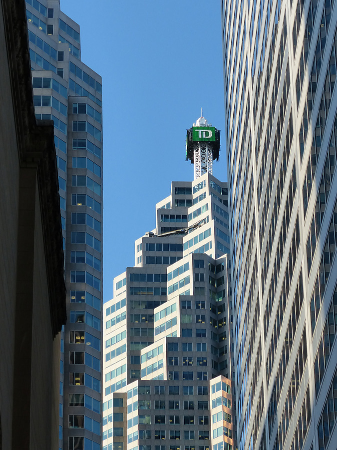 Canada Trust Tower by Nate Lindsey
