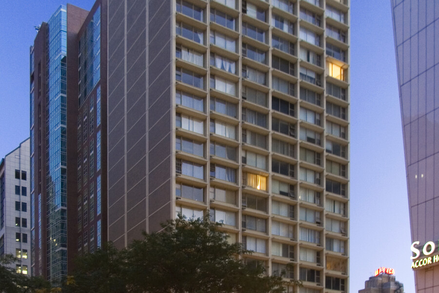 21 East Chestnut