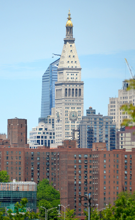 Metropolitan Life Tower by John W. Cahill