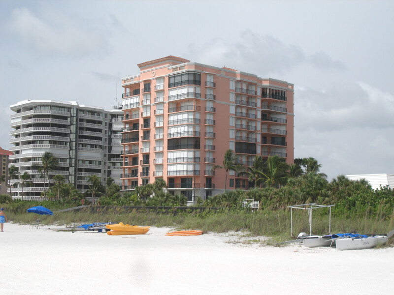 Dunnfoire Condominium