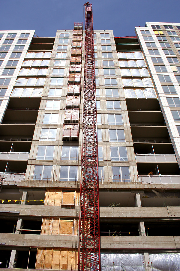 415 Premier Apartments by Daniel Kieckhefer