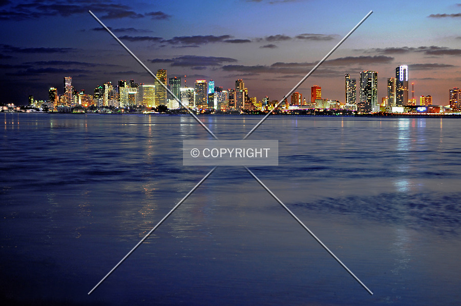 Southeast Financial Center by Jorge Molina