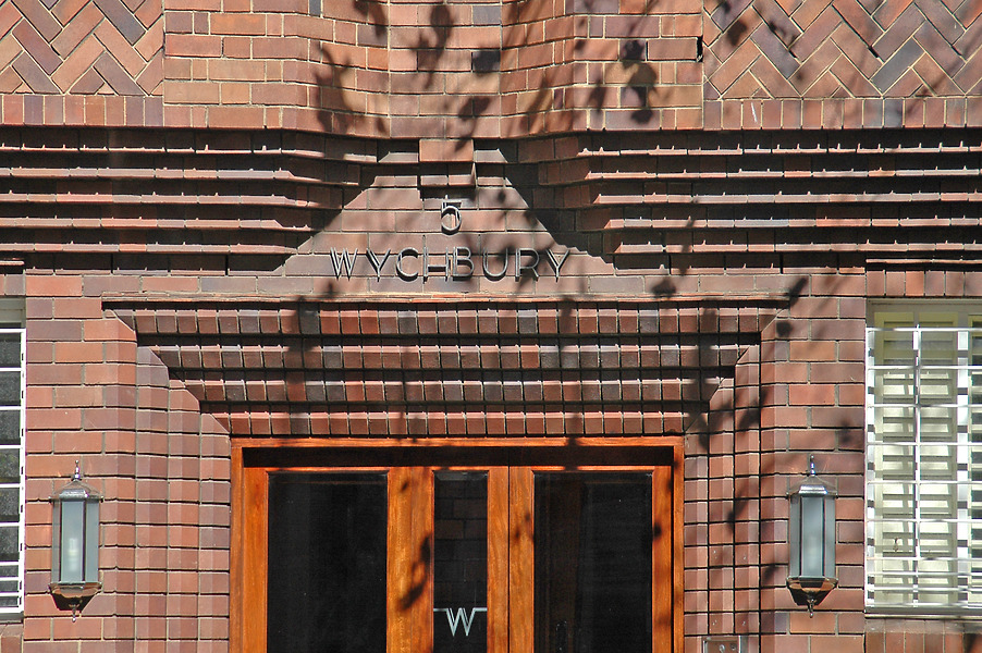 188-082-774