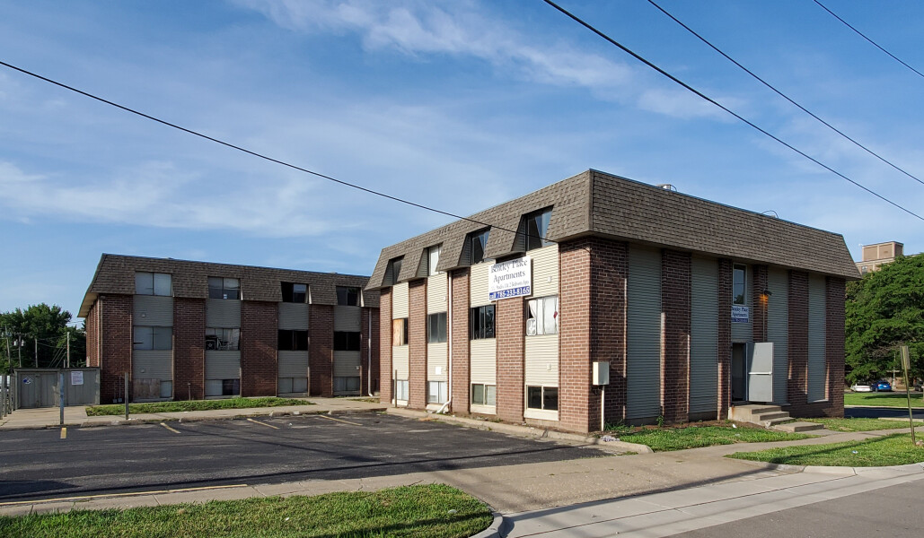 Bentley Place Apartments