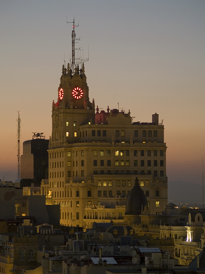 Telefonica Building by Cesar Serrano