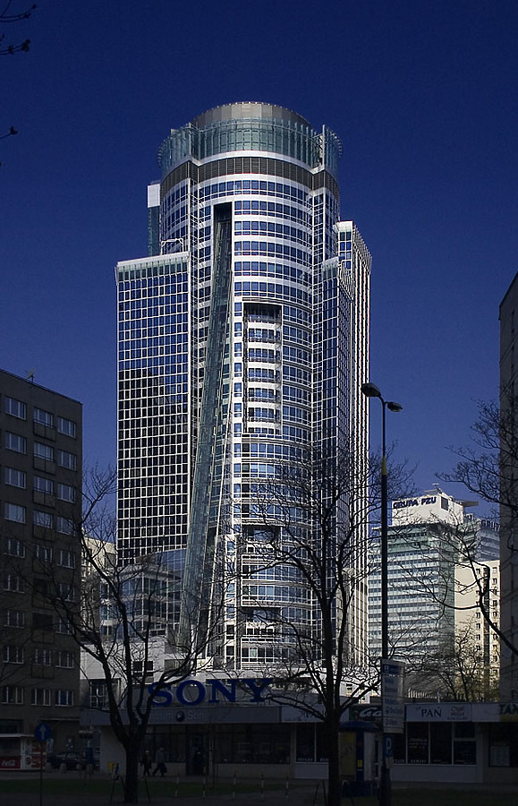 Spektrum Tower by Pavel Toczynski