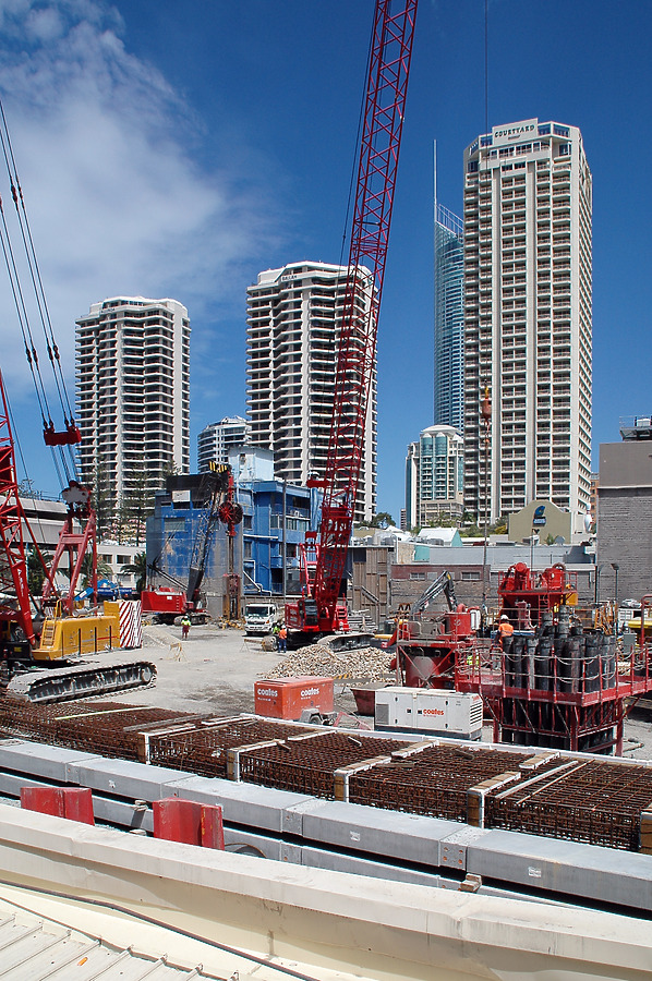 Hilton Surfers Hotel & Residences Orchid Tower by John Bek