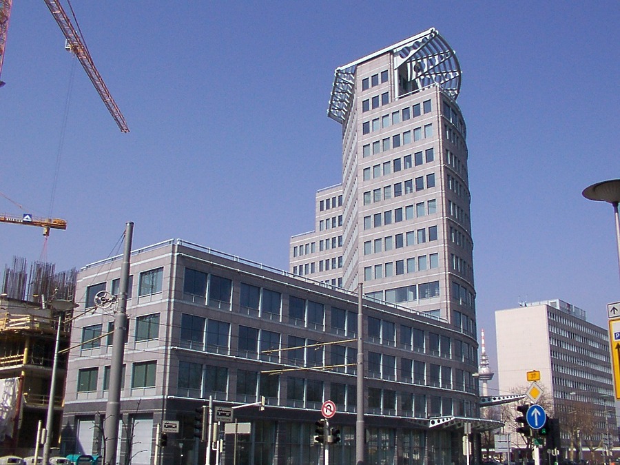 Mannheimer Versicherung by Daniel Kieckhefer