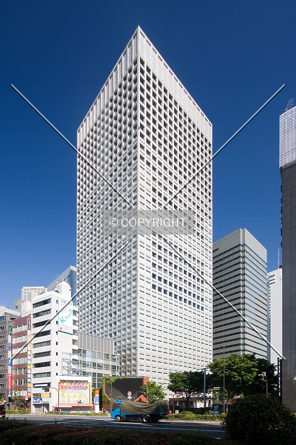 KDDI Building by Serdica
