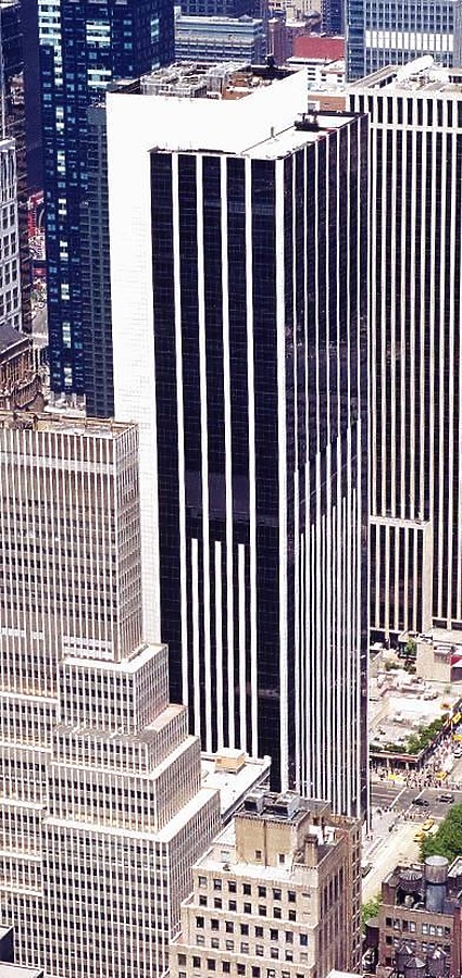 1095 Avenue of the Americas by Scott Murphy