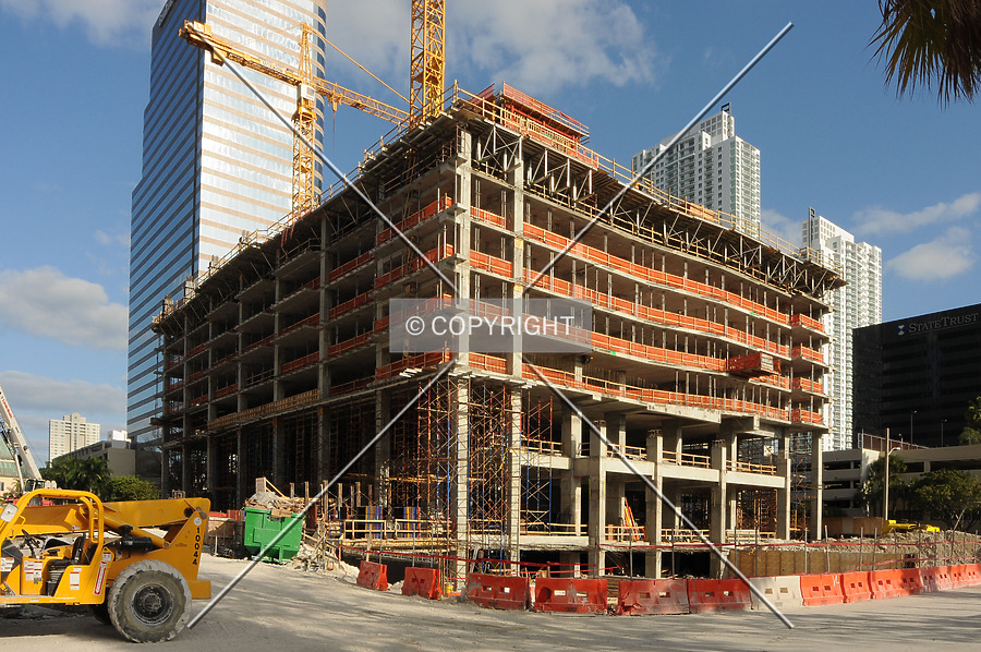 Brickell World Plaza by Jorge Molina