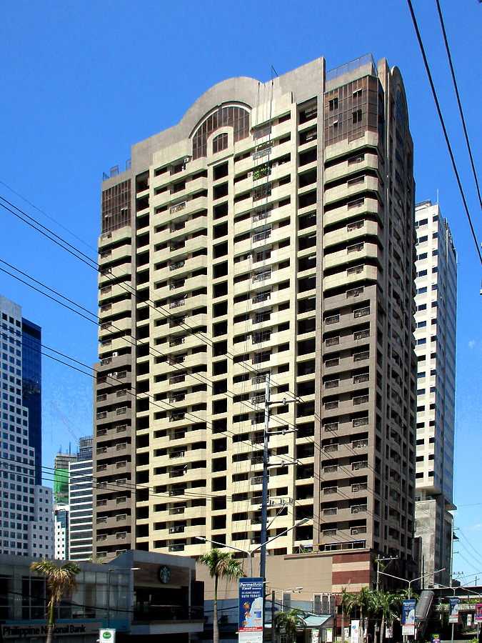 Parc Royale by Daniel Kieckhefer