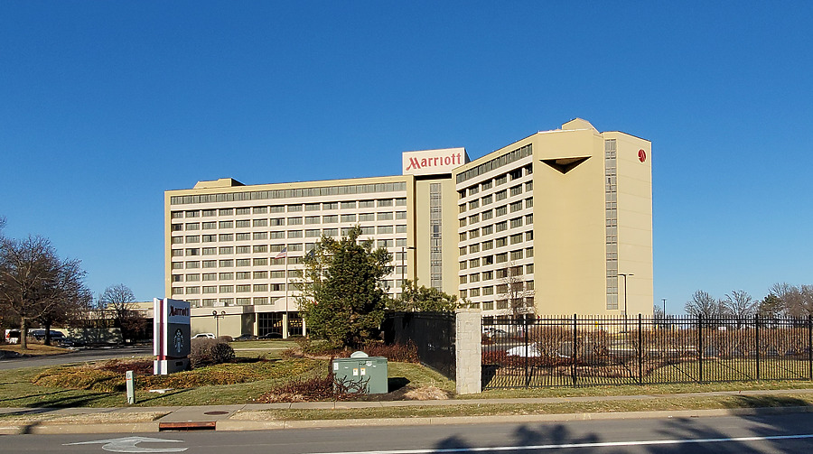 Marriott Kansas City Overland Park by Ryan Hildebrand