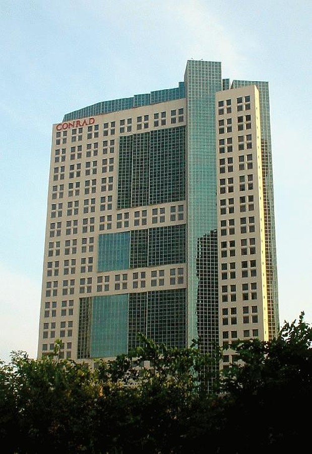 Conrad International Hotel Singapore by Edmund Teo