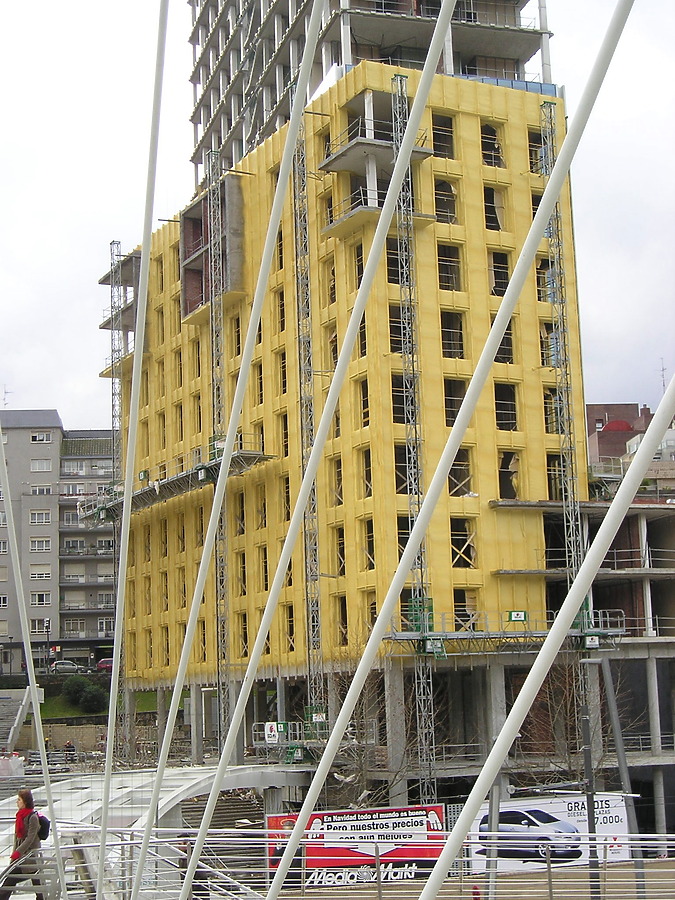 Isozaki Atea I by Mikel Allende