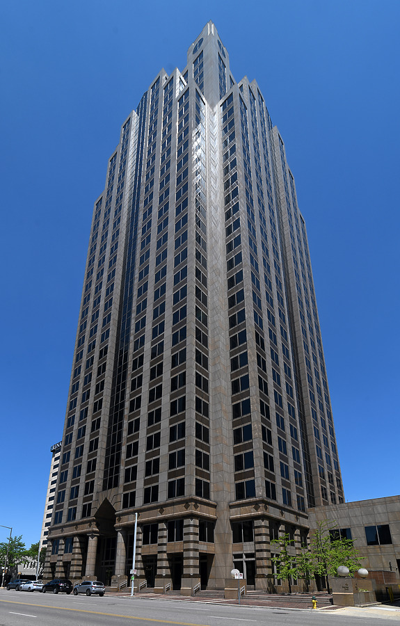 1901 6th Avenue North by John W. Cahill