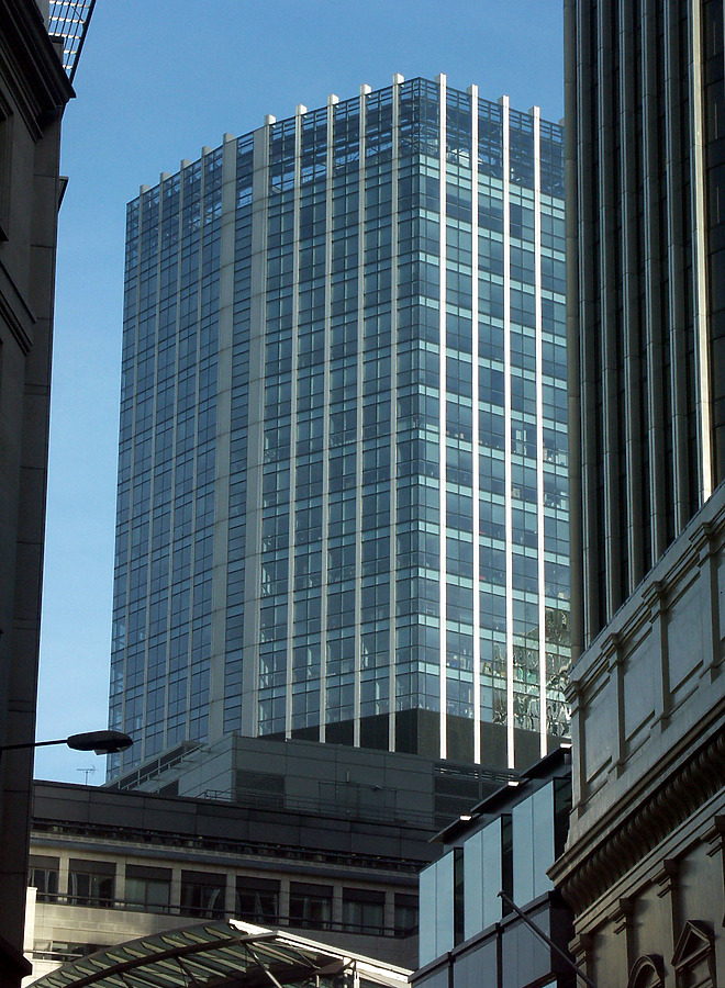 99 Bishopsgate by Nate Lindsey