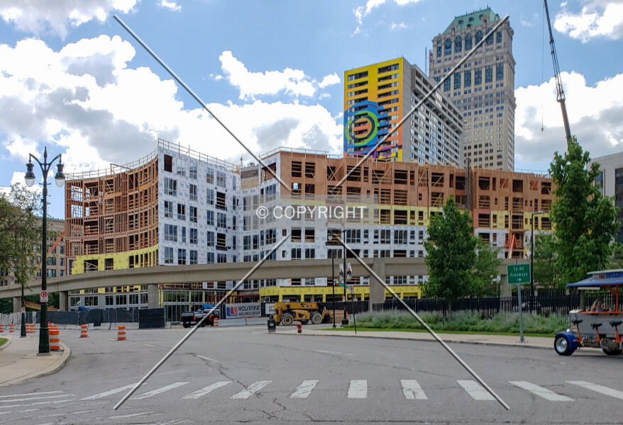192-043-082