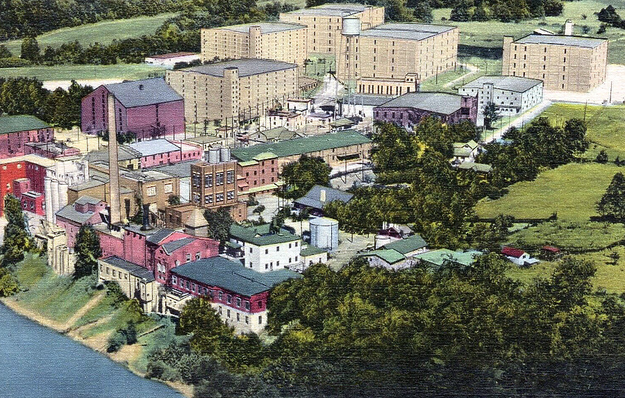 Buffalo Trace Distillery by Curteich