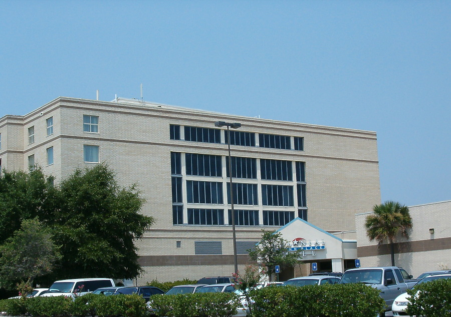 Embassy Suites Hotel Brunswick by Rodney Gunn