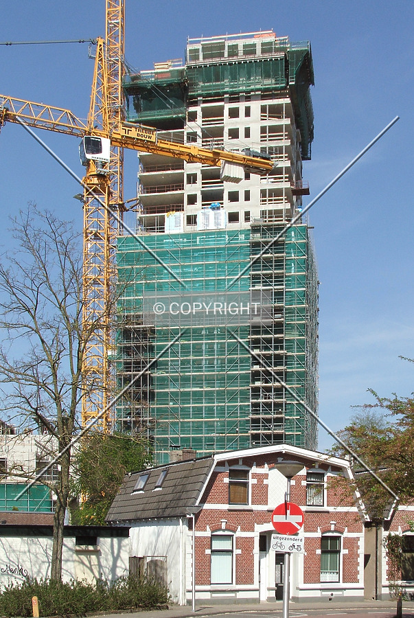 Alphatoren by René Hogendijk