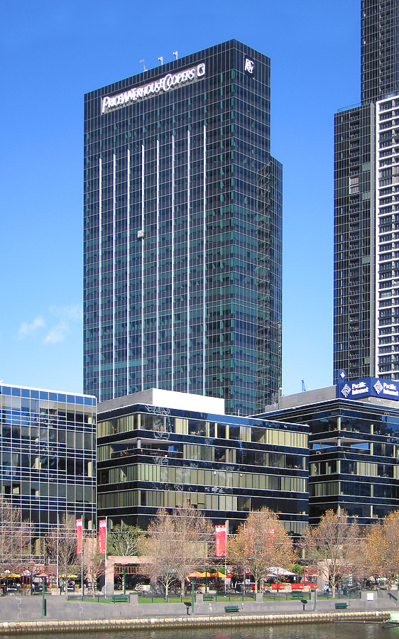 2 Southbank Boulevard by Wilson Ling