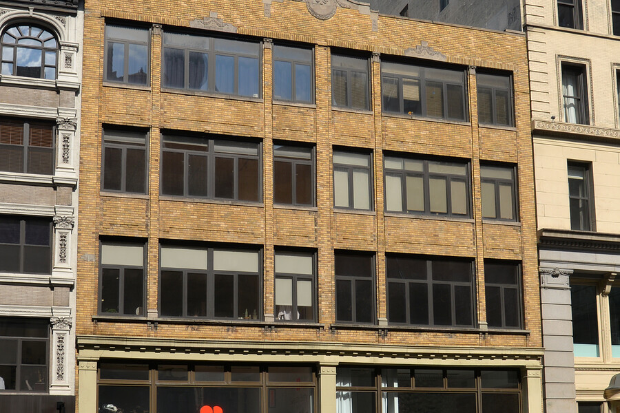 168 5th Avenue