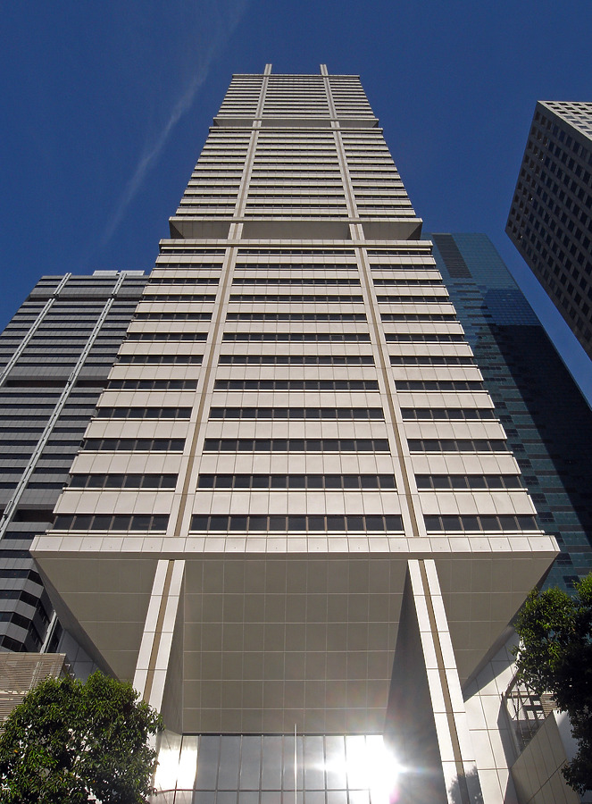 DBS Tower One by Horst Kiechle
