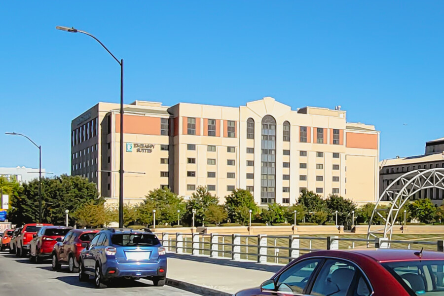 Embassy Suites Hotel Des Moines-On The River