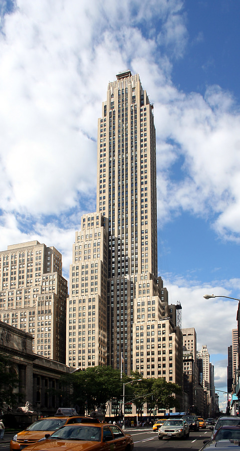 500 Fifth Avenue by Marshall Gerometta