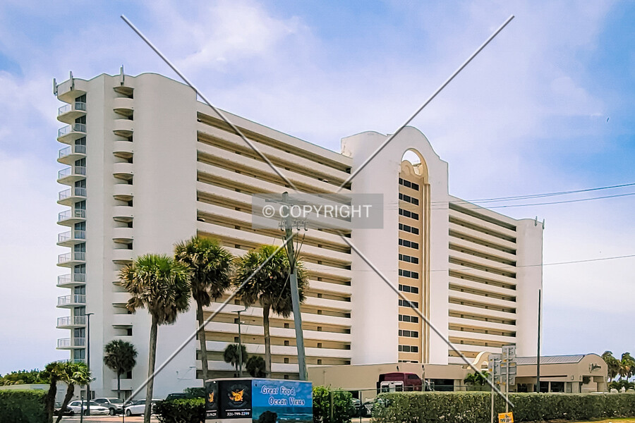 Radisson Suites Hotel Oceanfront