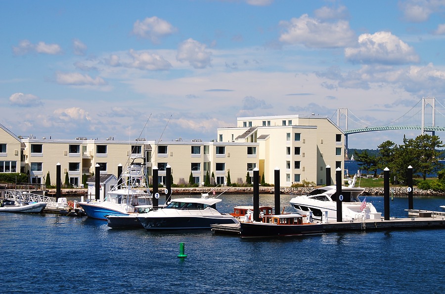 Hyatt Regency Newport by Brian LoBue