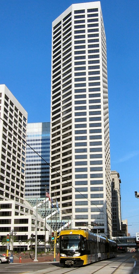 US Bank Plaza, North Tower by James Peacock