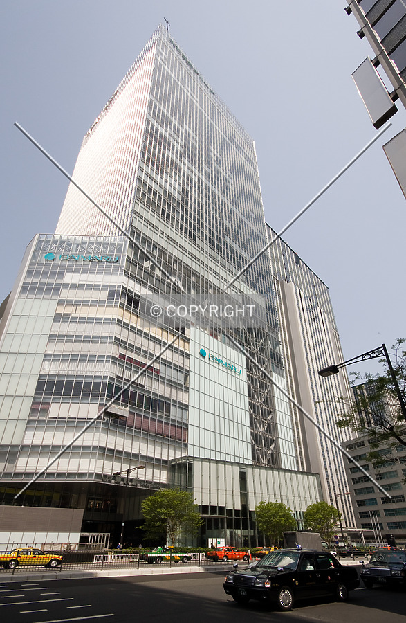 GranTokyo North Tower by Serdica