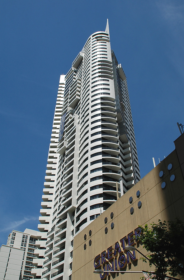 Meriton Tower by John Bek