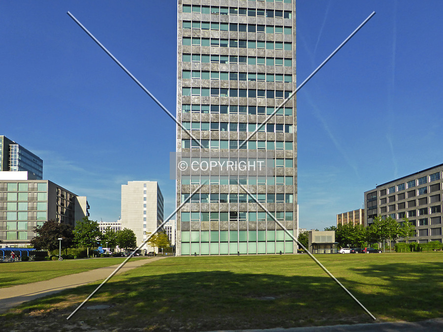Campus Tower by Nephilim