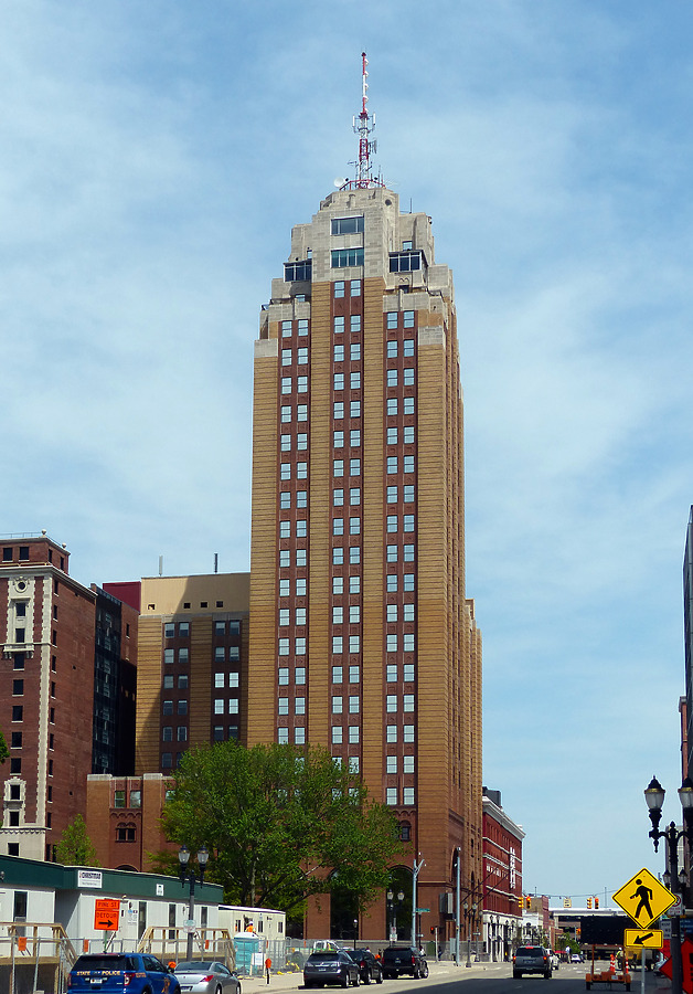 Boji Tower by Nate Lindsey