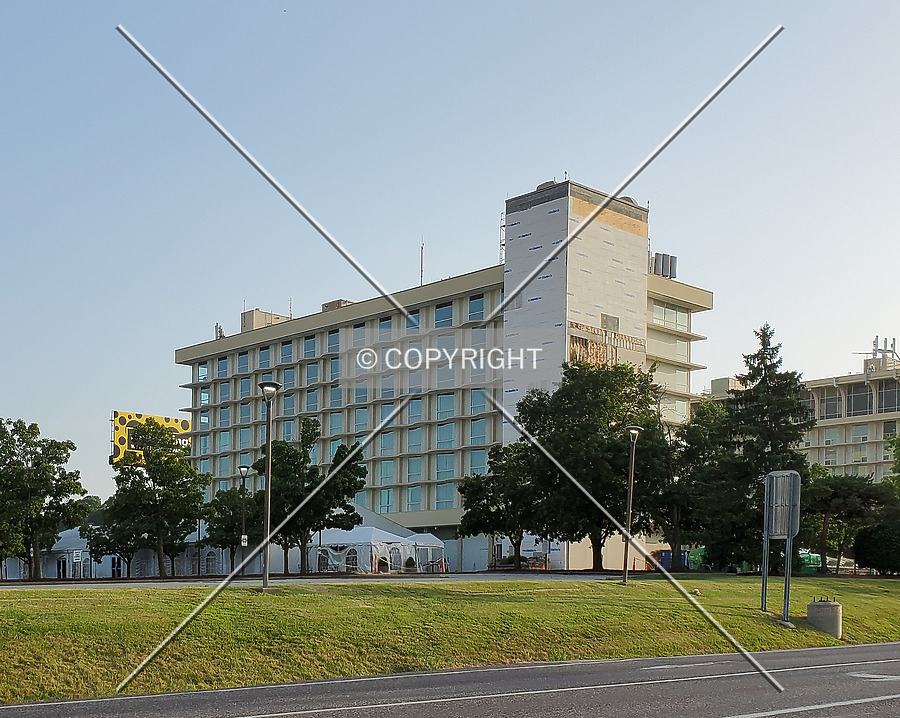 Marriott Saint Louis Airport East Tower by Ryan Hildebrand