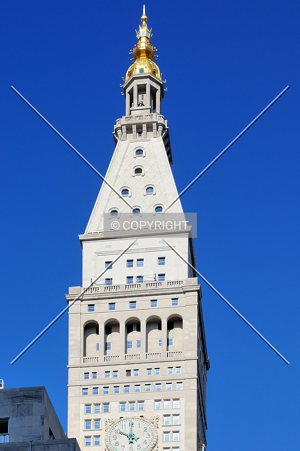 Metropolitan Life Tower by David Guija