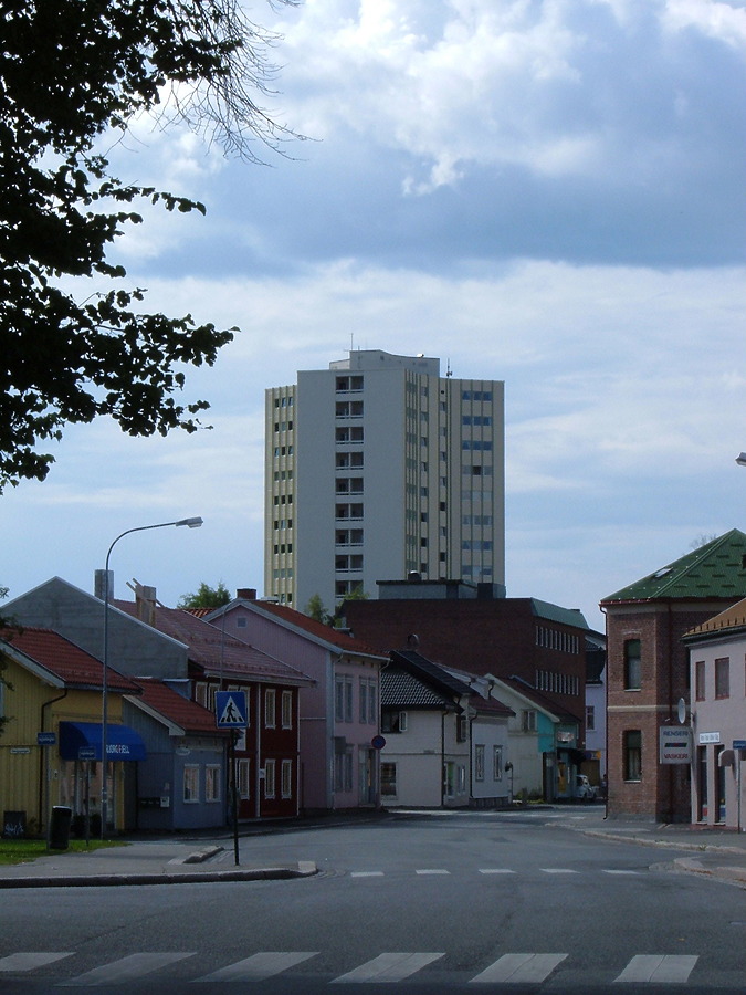 Skistadbygget by Kjetil Balog