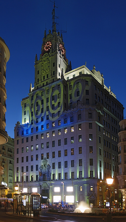 Telefonica Building by Cesar Serrano