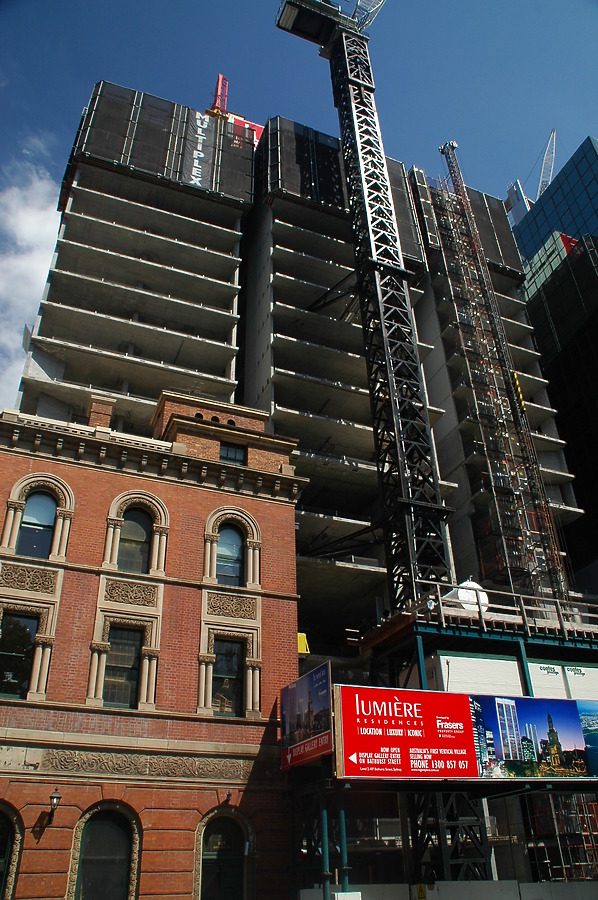 Lumière Residences by John Bek