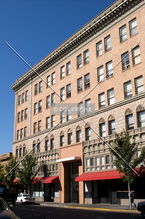 Rosenberg Building by Martin Bugajski