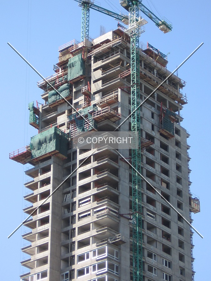 Torre del Parque by Maximiliano Buono