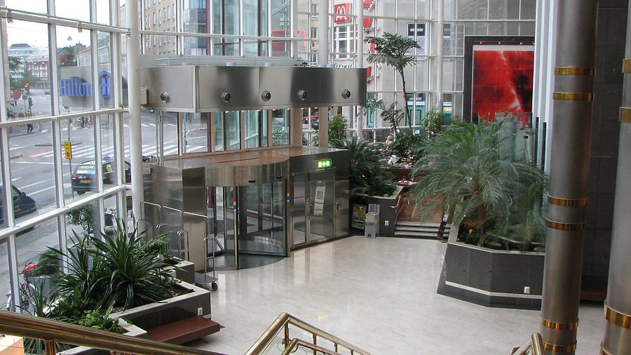 Scandic Triangeln by Kjetil Balog