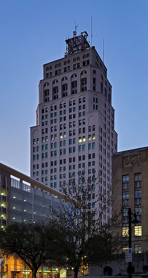 Oak Tower Building by Ryan Hildebrand