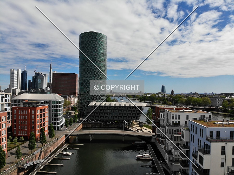 City-Hochhaus by Nephilim
