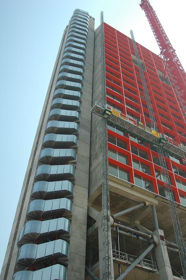 Hesperia Tower by David Guija